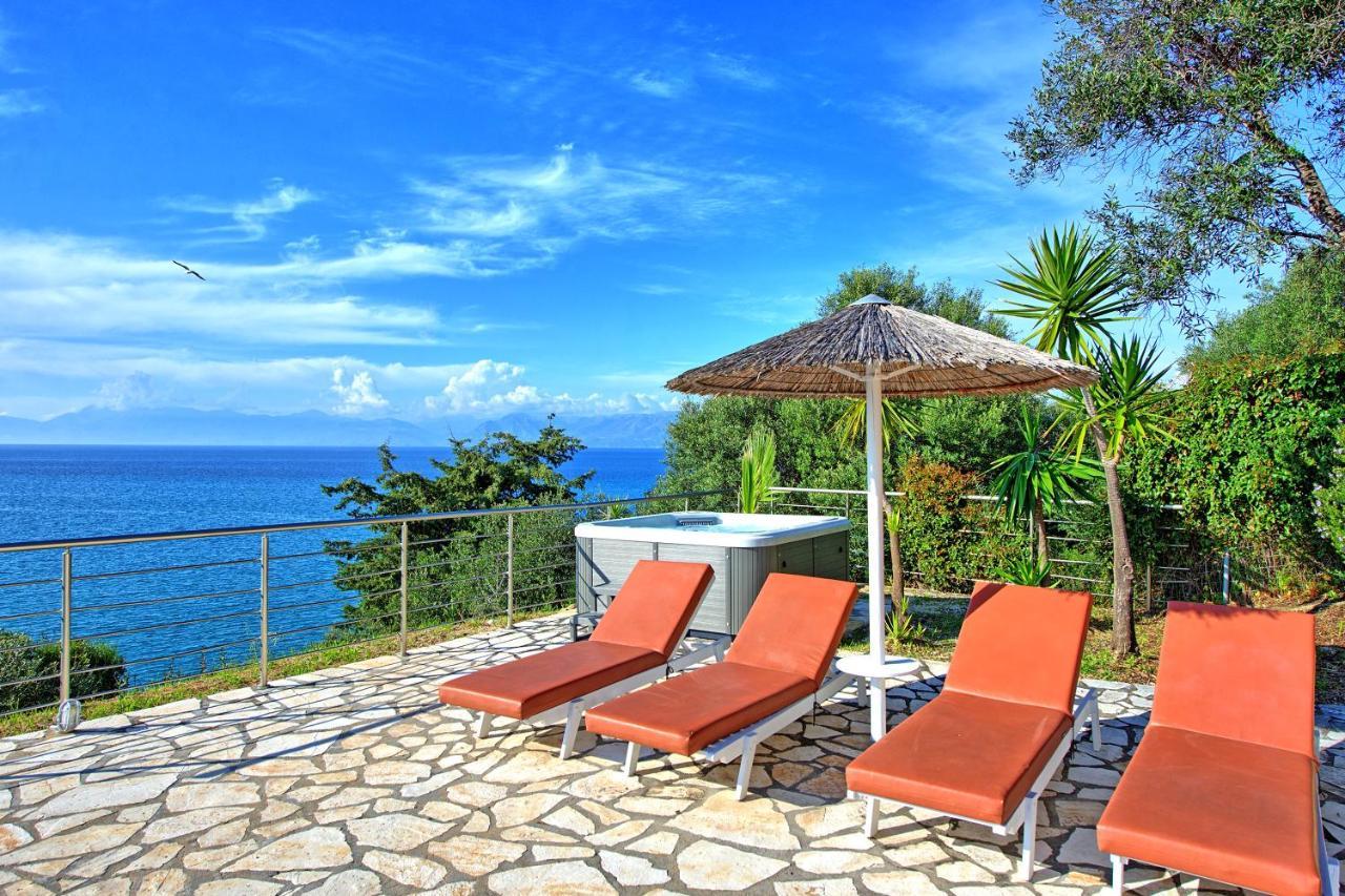 Beachfront Villa Seasun By Posarellivillas Agios Spyridon  Esterno foto