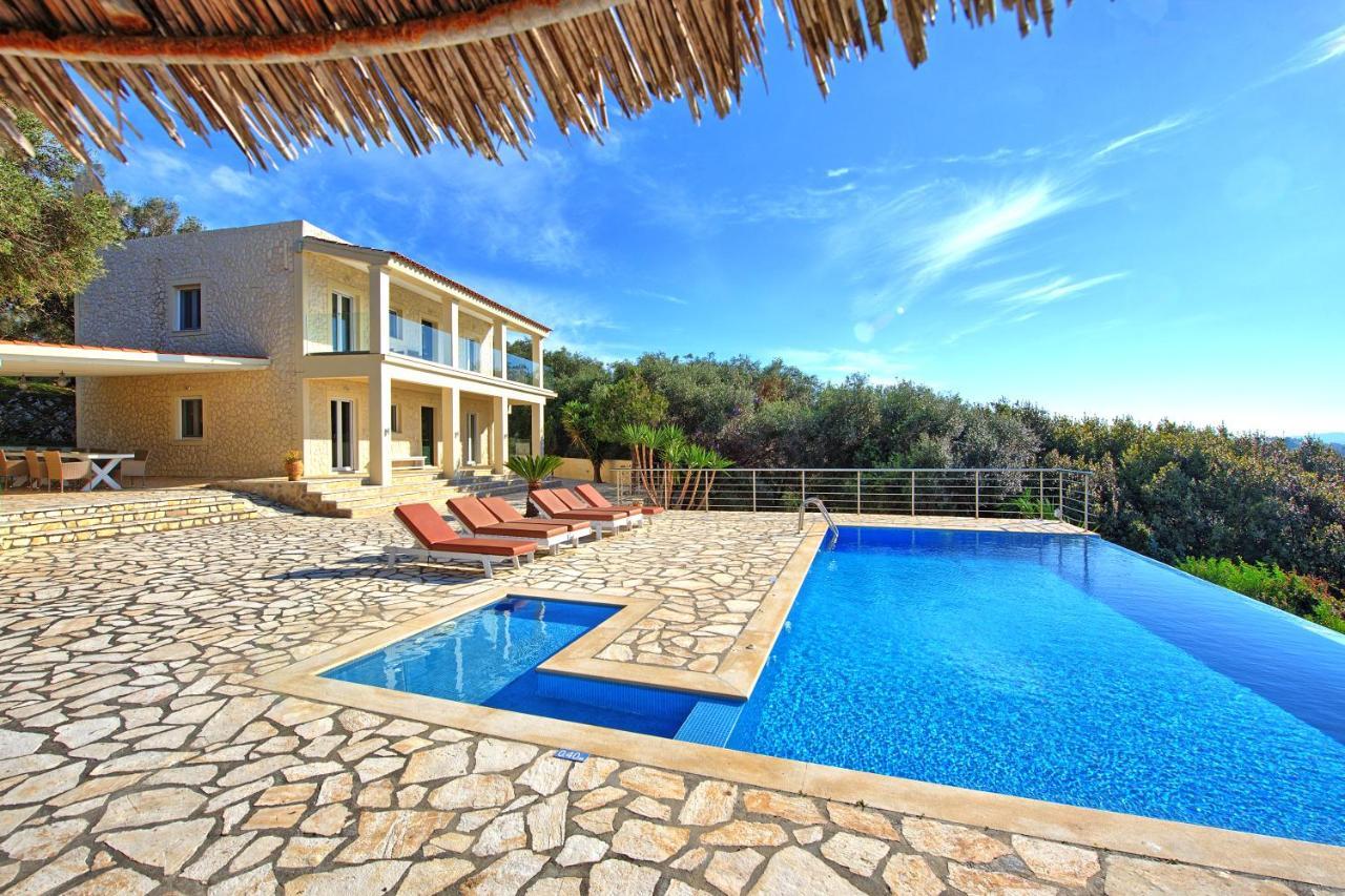 Beachfront Villa Seasun By Posarellivillas Agios Spyridon  Esterno foto